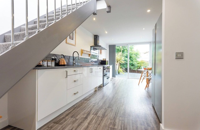 Belmont Retreat by Grandeur Property