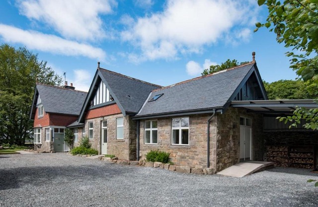 Beltie Lodge