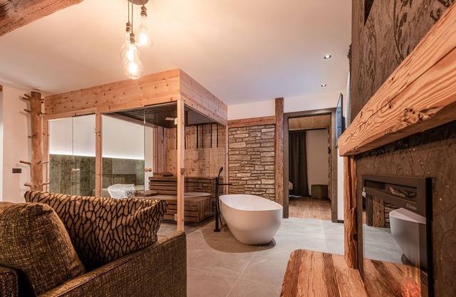 Agradable apartamento en Magras di Malè con spa