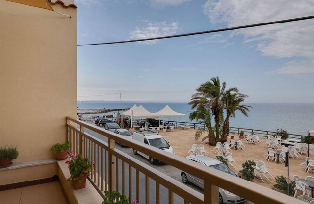 Belvilla by OYO Marinella House