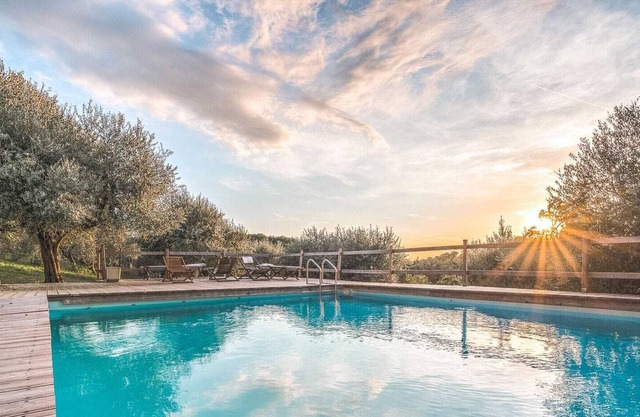 Encantadora casa de vacaciones en Toscana con piscina compartida