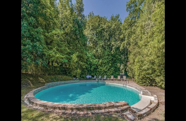 Evocadora residencia histórica en el campo de Filittrono
