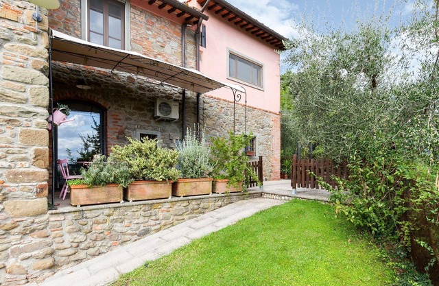 Casa de campo contemporánea en Pian di Scò Toscana, Florencia