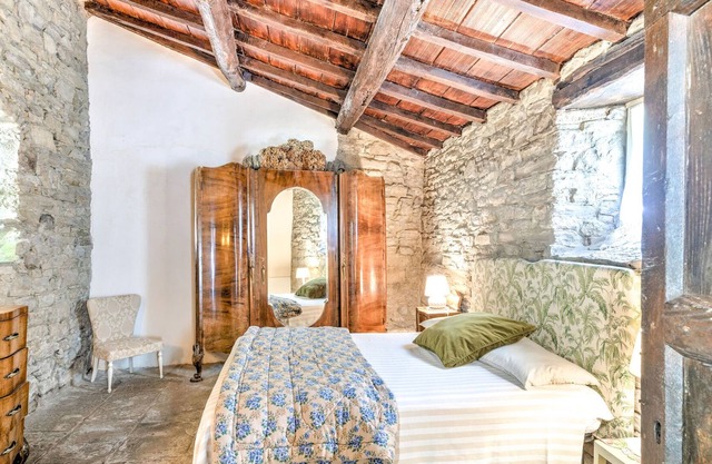 Acogedor apartamento en San Godenzo con piscina