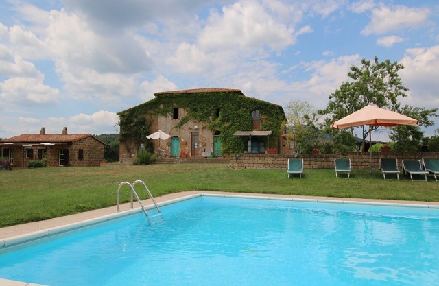 Casa rural ideal con piscina en Sorano