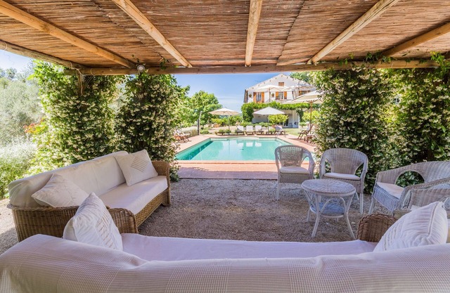 Villa moderna en Ripatransone con piscina
