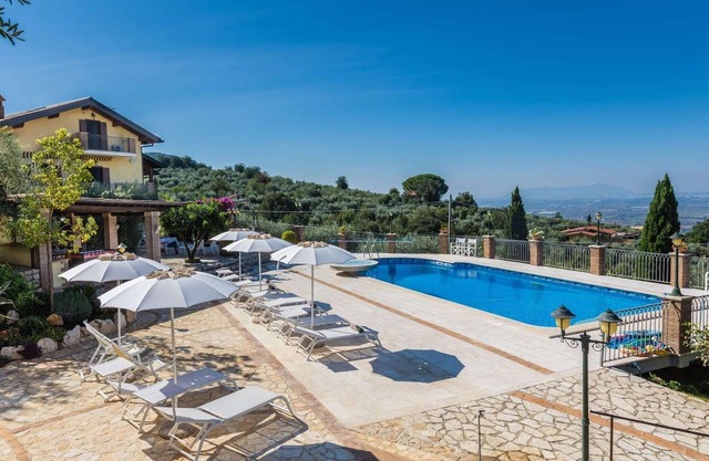 Villa tranquila en Sonnino con piscina