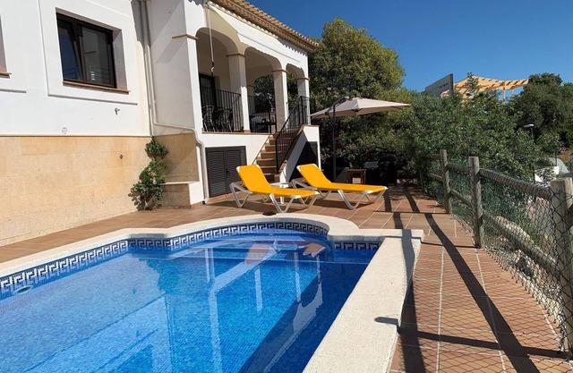 Villa de con piscina privada en Calonge, España