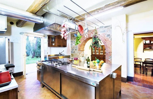 Villa escénica en Marciano Della Chiana con piscina privada