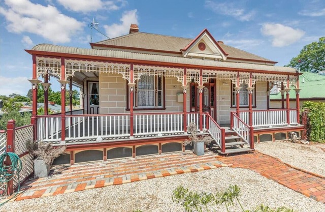 Bendigo Signature Accommodation on Barnard