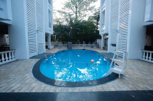 Bendre's Holiday Home & Lawns-Karla