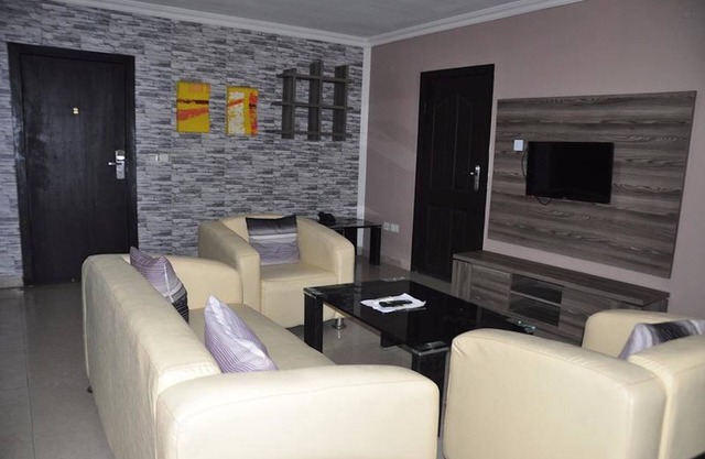 Beni Apartment And Suites
