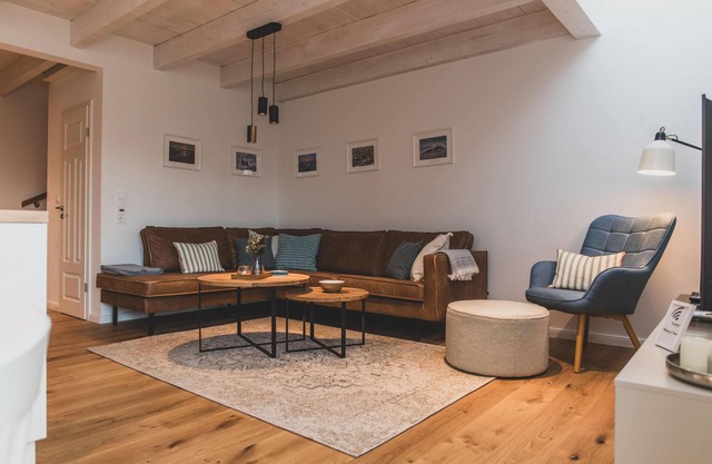 "Bente" cozy maisonette apartment with terrace in the historic Gulfhof