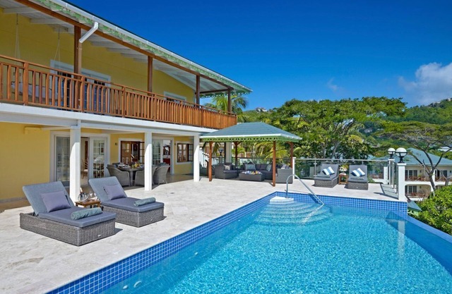 Bequia Estate Villa - Cuatro Habitaciones Resort, Capacidad 8