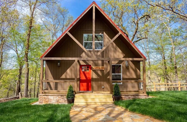 Berkshire Cabin (Boat Slip Included)