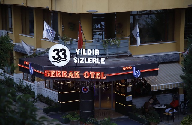Berrak Otel
