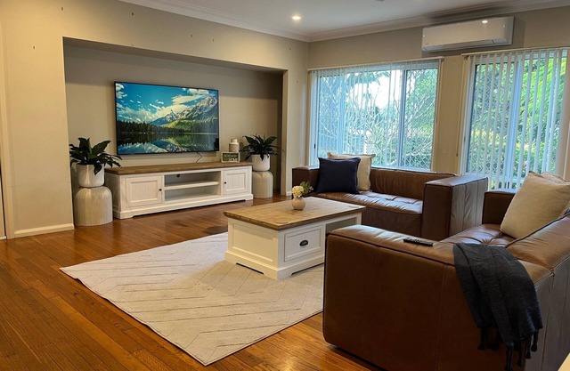 Beryls House- 4 Bedroom Home
