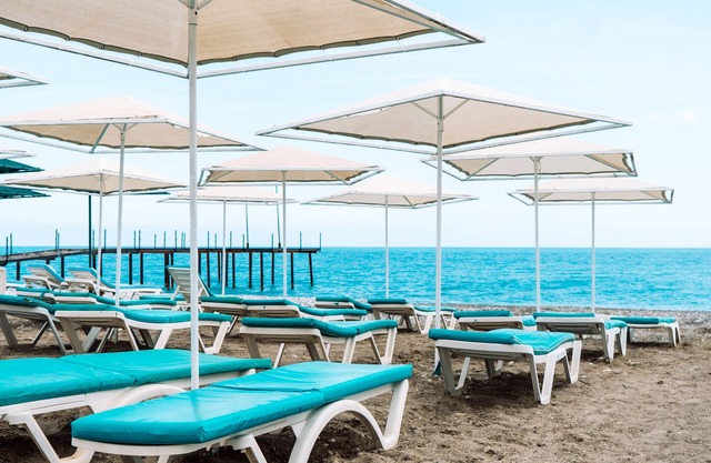 Beso Beach Hotel
