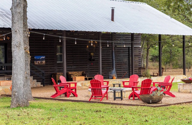 Bespoke Western Design Located Minutes to Round Top | Round Top Royale #1