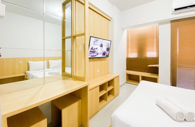 Best Deal And Homey 1Br Without Living Room At The Alton Apartment