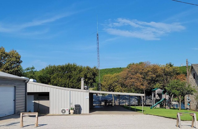 Best For Boats & Fishing 🚤 Big Parking Area + Upgrade Option To Private Dock 🏊🏼‍♂️