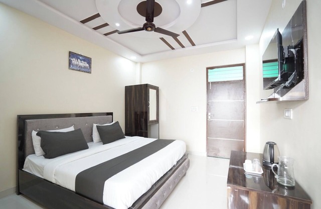 Best hotel near Taj Mahal