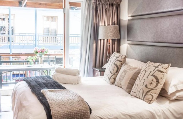Le garantizamos que le encantará este amplio apartamento en el centro de Stellenbosch