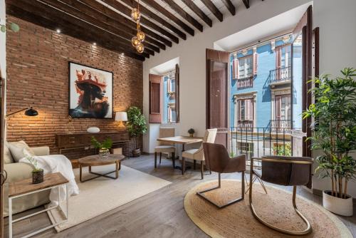 Best Location Centric Apt