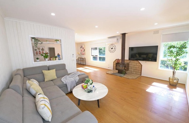 Best Location Entire House Staycation Parkland Surrounding