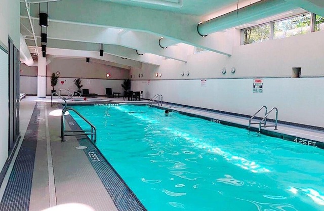 Best Location in Downtown Vancouver!
