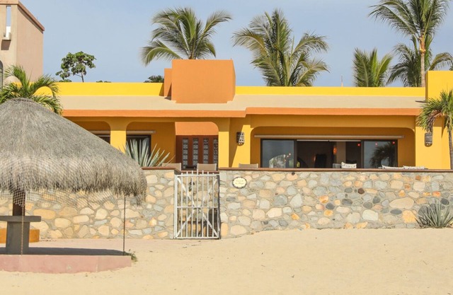 La mejor ubicación en la playa en el centro de Los Barriles
