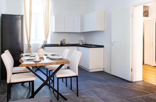Best location, stylish and modern