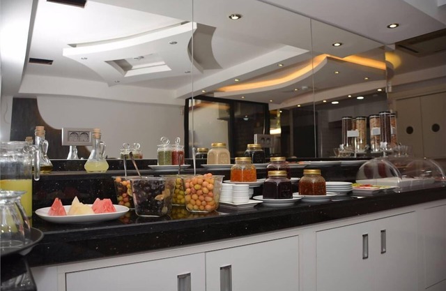 Best Smyrna Hotel
