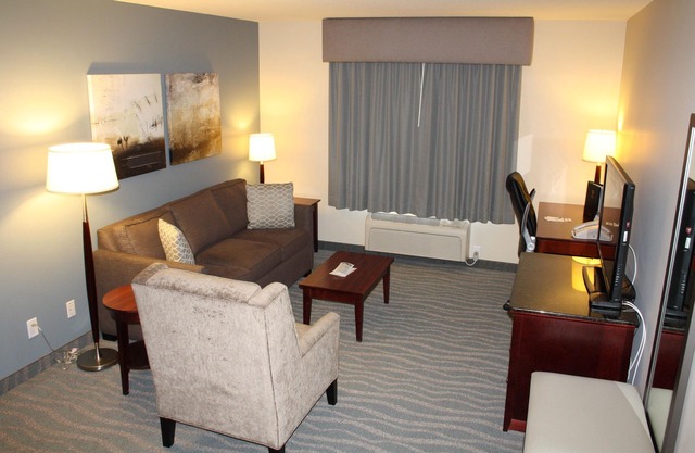 Best Western Rocky Mountain House Inn & Suites