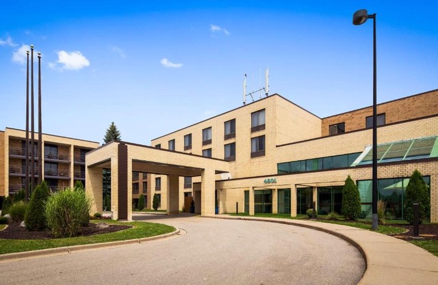 Best Western East Towne Suites