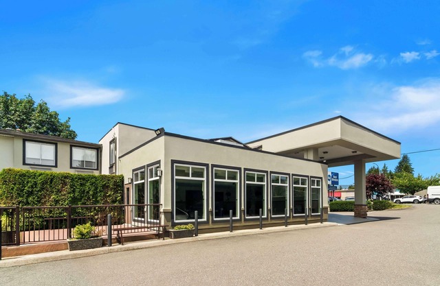Best Western Maple Ridge Hotel