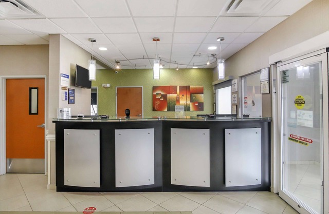 Best Western Plus Brunswick Inn & Suites