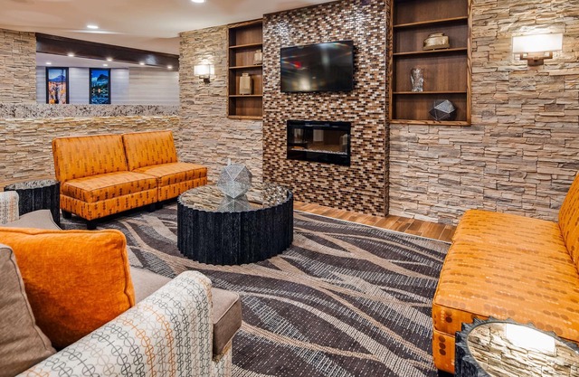 Best Western Plus Country Meadows Inn