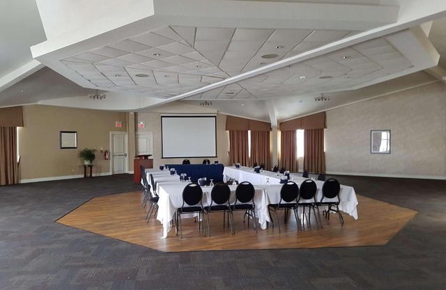 Best Western Plus Durham Hotel & Conference Centre