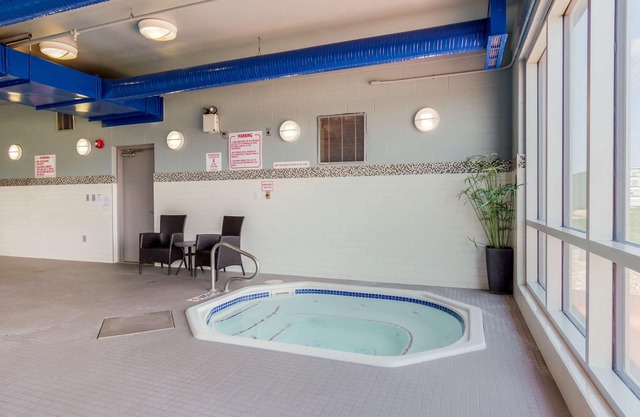 Best Western Plus Eastgate Inn & Suites