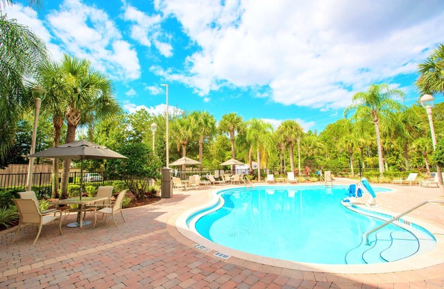 Best Western Plus Orlando Lake Buena Vista South Inn & Suites