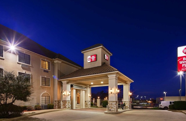 Best Western Plus Southpark Inn & Suites