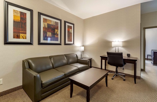 Best Western Plus The Inn At St. Albert