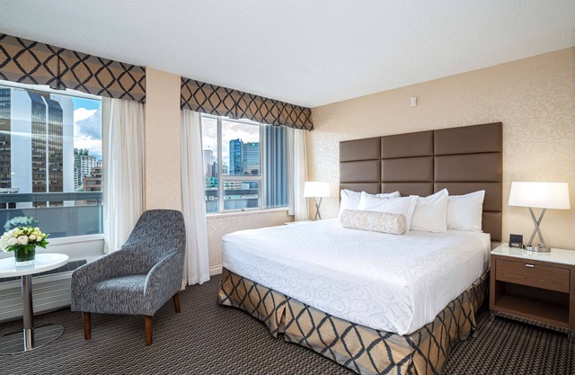Best Western Premier Chateau Granville Hotel & Suites & Conf. Centre