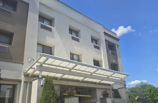 Holiday Inn Express Roslyn - Manhasset Area by IHG
