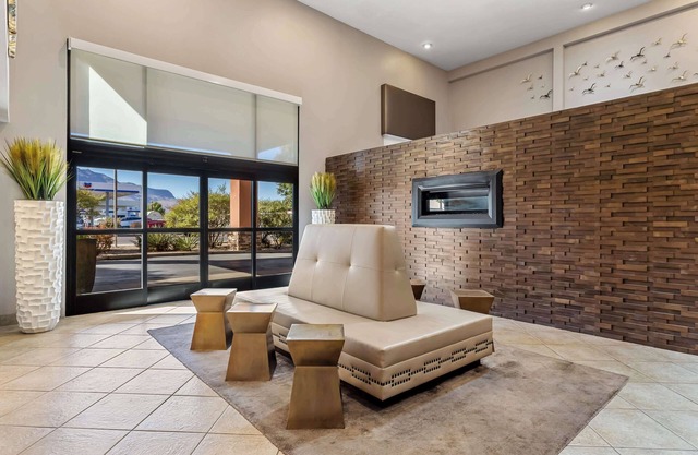 Best Western Socorro Hotel & Suites