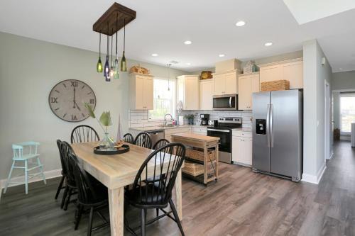 Bethany Cottage by Pristine Properties Vacation Rentals