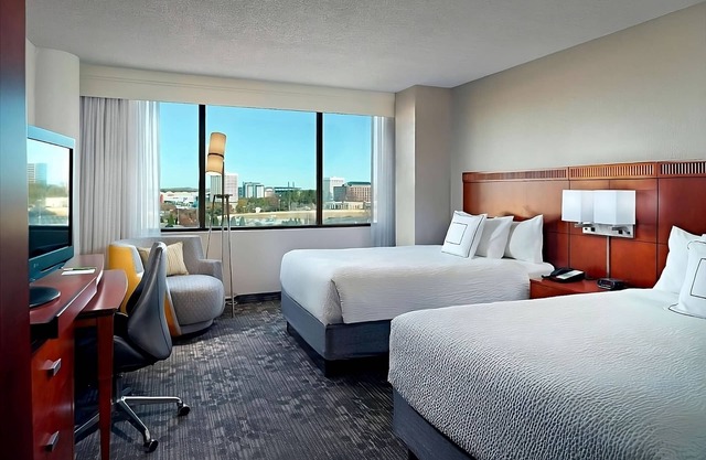 Better Choice for your Vacation! Indoor Pool, Pets Allowed