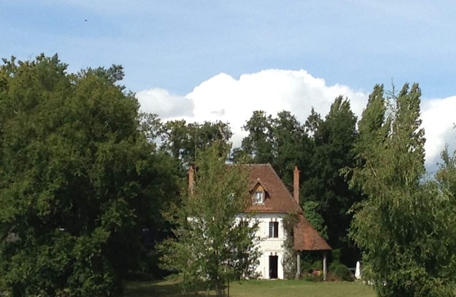 Entre los castillos de Sologne y Loire Propiedad con encanto al borde de su estanque
