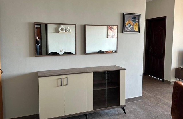 Beverly hills apartment